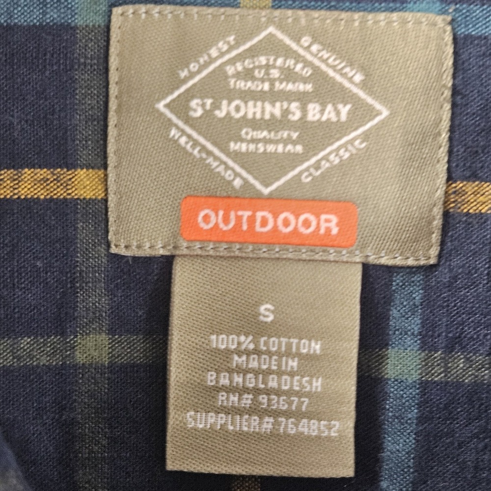 St.‎ John's Bay Outdoor Mens Small Long sleeve flannel shirt Plaid Pattern. - Picture 3 of 7